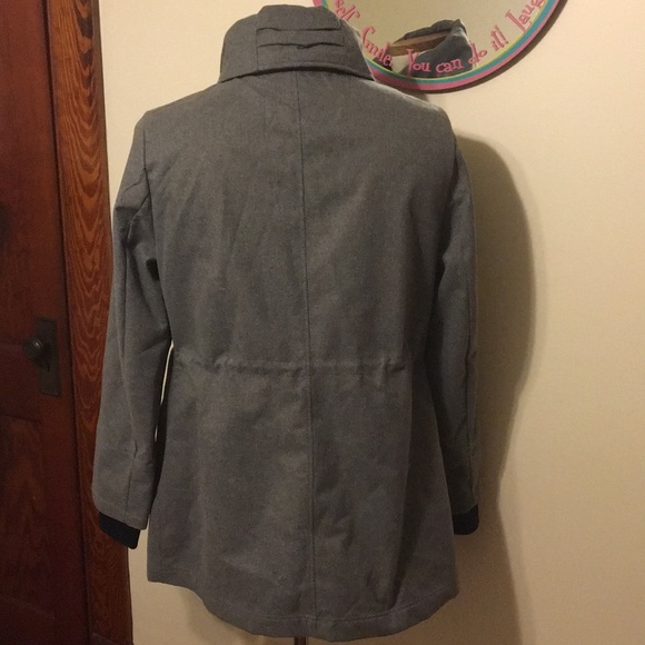 BEAUTIFUL Woman’s Liz Claiborne Jacket - Picture 4 of 5